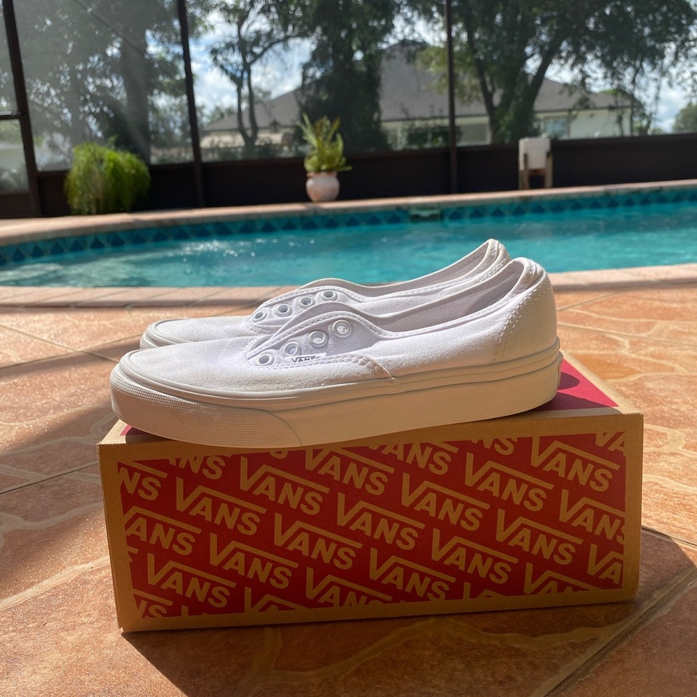 White Classic Old Skool Vans